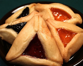 What Foods To Include In Purim Dinner Party?  